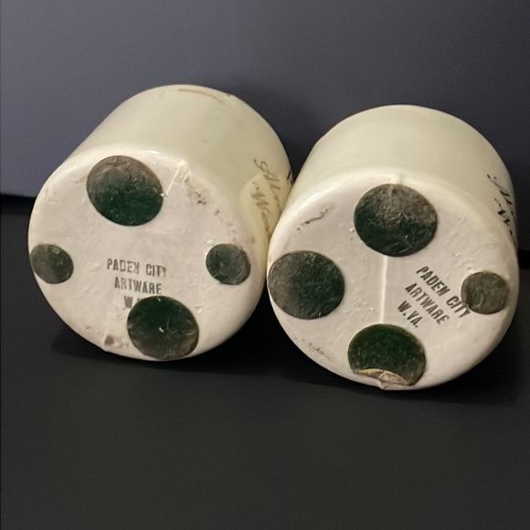 Stoneware Jug with Handle Salt and Pepper Shaker Souvenir West Virginia Vintage - Picture 7 of 7